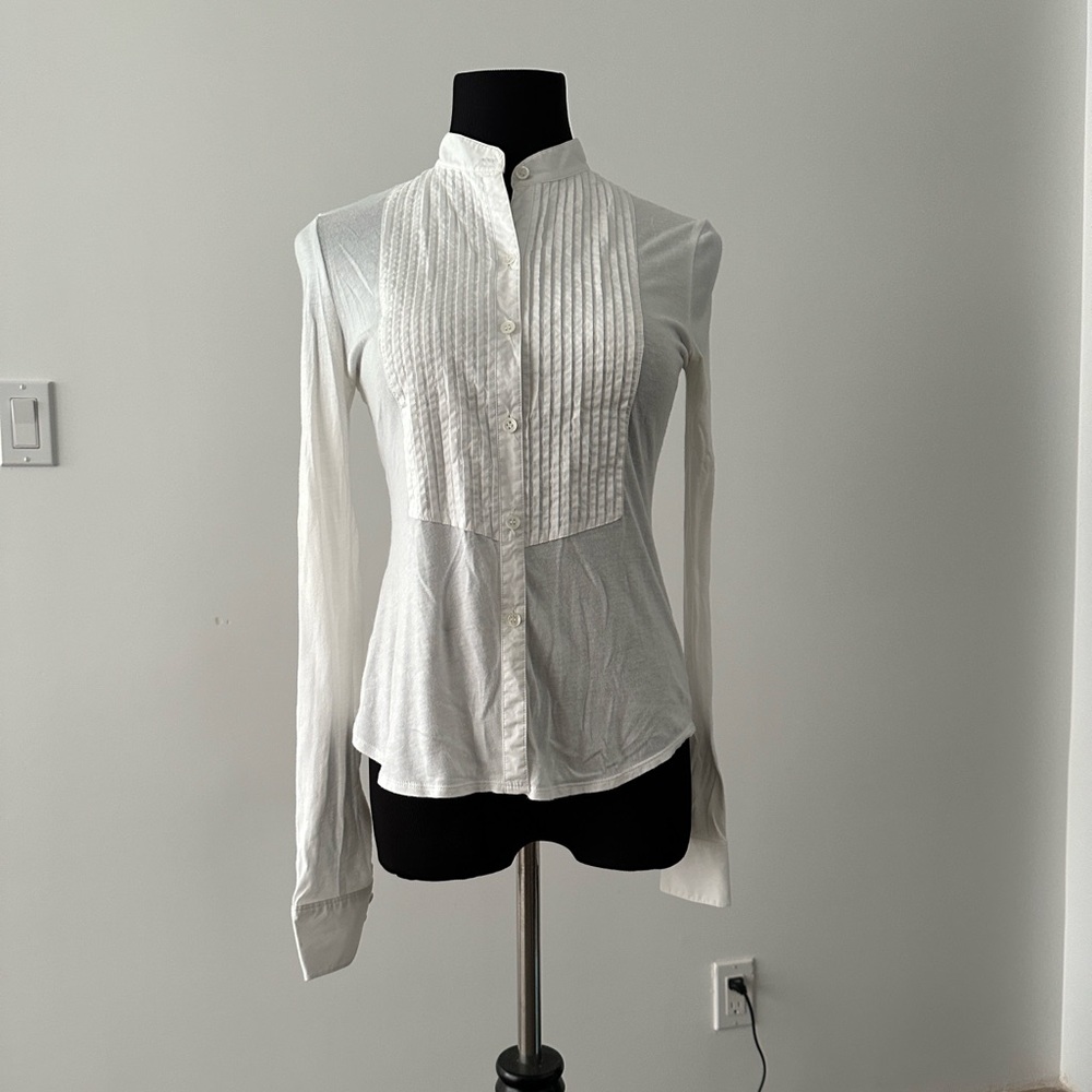 Theory White tuxedo placket and cotton knit Long Sleeve Shirt size small